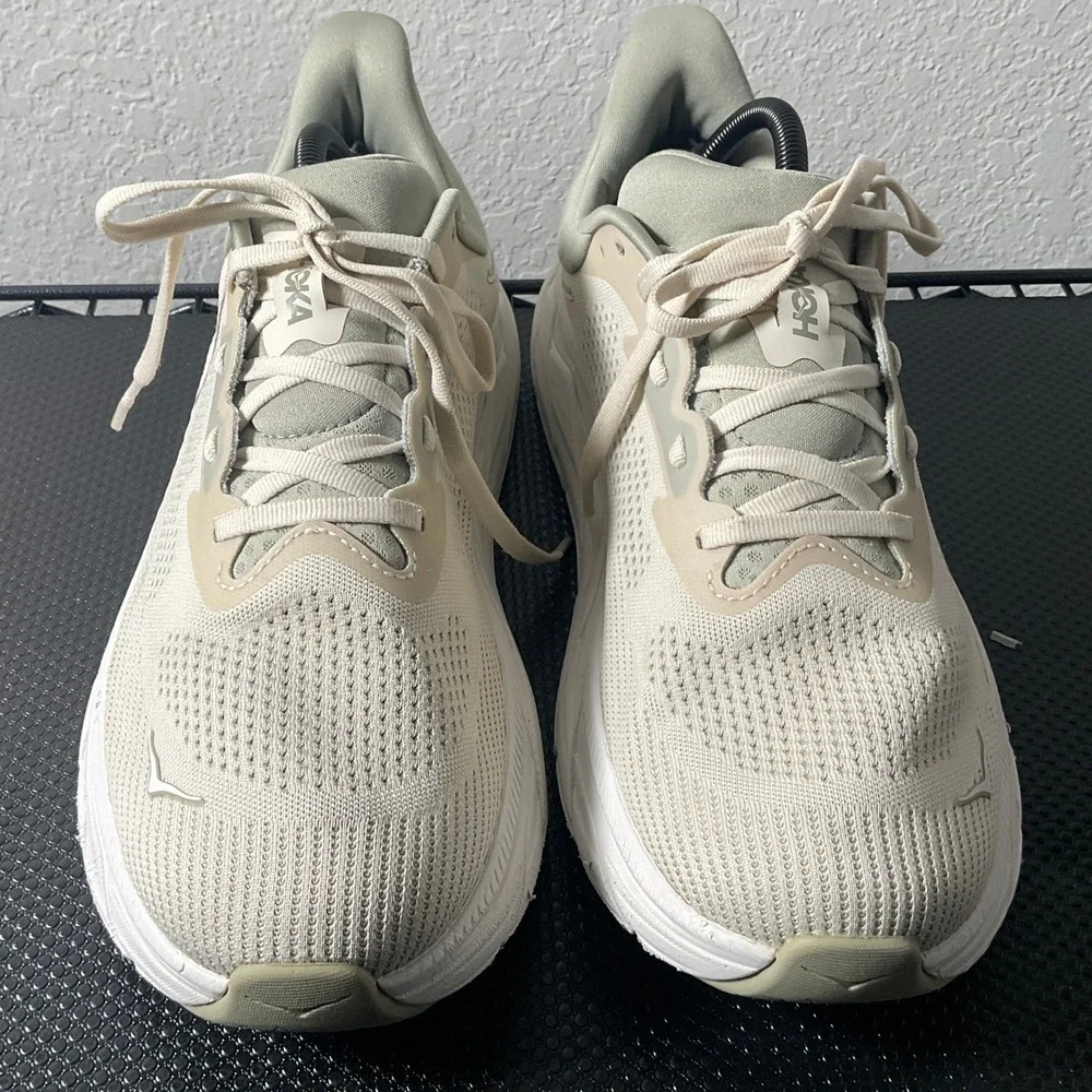 Hoka One One ready wear